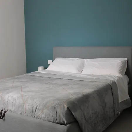 Newton30 - Luminoso Bilocale In Zona Servita Apartman *